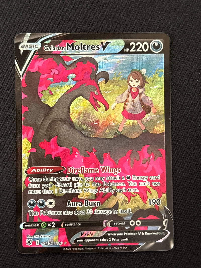 Galarian Moltres V TG20/TG30 - Astral Radiance - Inglés
